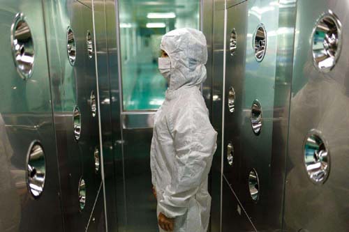 操作人員對風(fēng)淋室的正確使用也是影響凈化效果的重要因素。